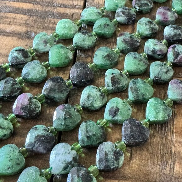 Ruby in Zoisite Faceted Heart Bead Strand - 8mm - Picture 1 of 5
